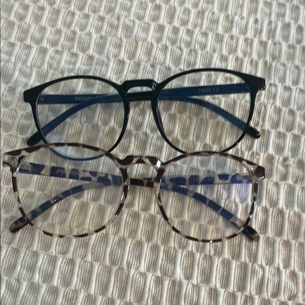 Stylish Black and Tortoise Shell Glasses for blue light use